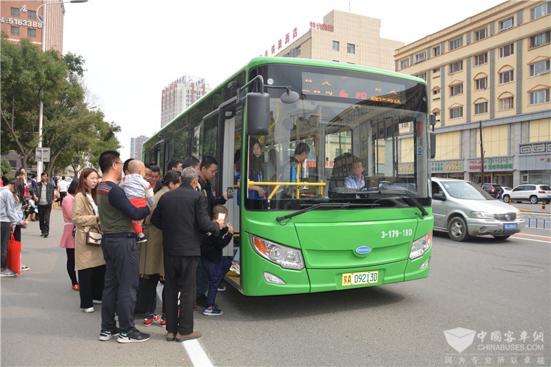 开沃纯电动客车呼市运营实拍