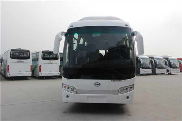 南京金龙NJL6118BEV8客车（纯电动24-53座）