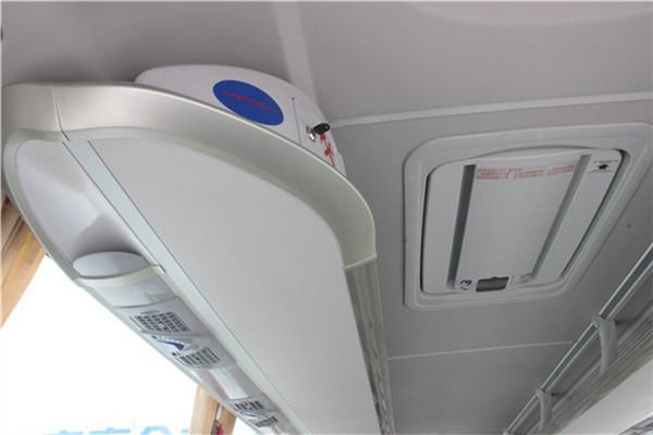 南京金龙NJL6107Y5客车（柴油国五24-55座）
