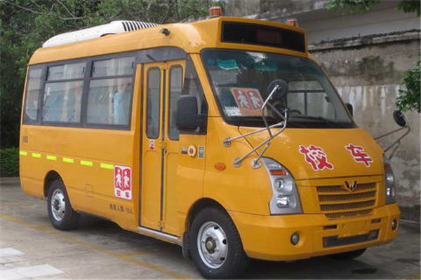 五菱GL6554XQ小学生专用校车（柴油国五10-19座）