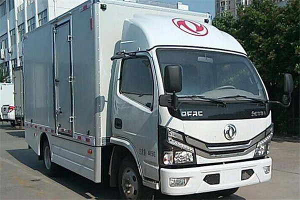 申龙SLK5048XXYEBEV厢式运输车（纯电动2座）