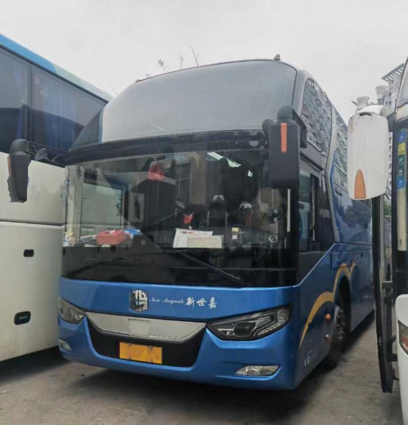 2019年6月 50座有中门四轮碟刹中通旅游车