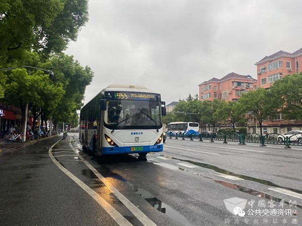 上南公交 梅雨季节 公交驾驶员 技能 意识