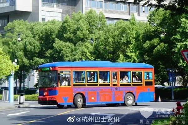 格力钛新能源 仿古铛铛车 求是号 校园巴士