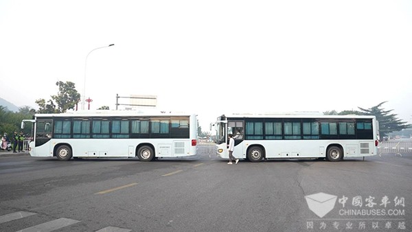 徐州公交 铁人三项赛 保障用车 接驳车