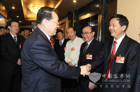 中共中央政治局常委李长春会见汤总