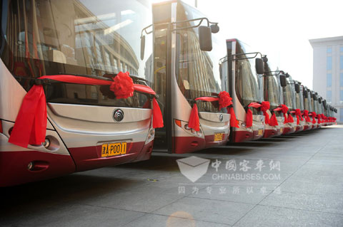 106辆宇通混合动力客车交付天津公交集团