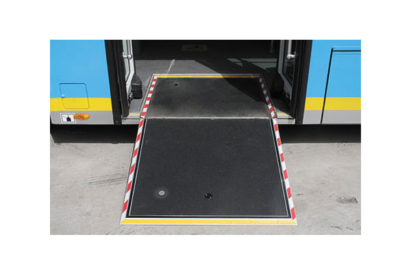 福田欧辉BJ6123PHEVCA-6公交车（柴油/电混合国四10-46座）